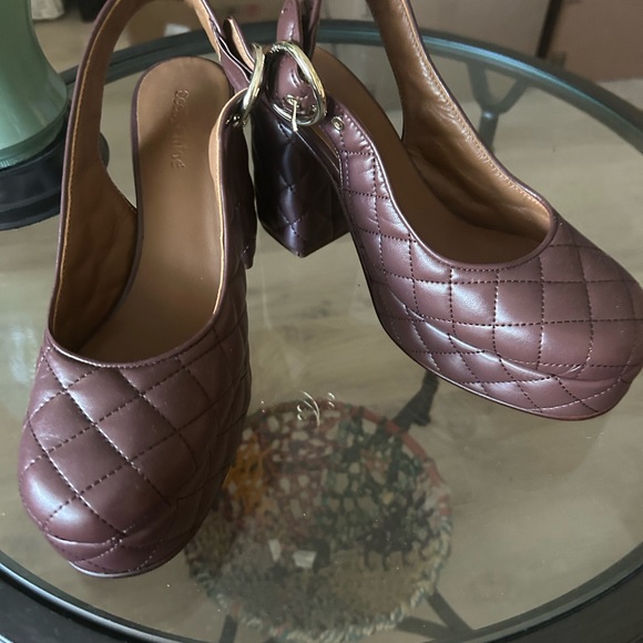 Size 9 brown platform
seeBychloe designer - Picture 6 of 6